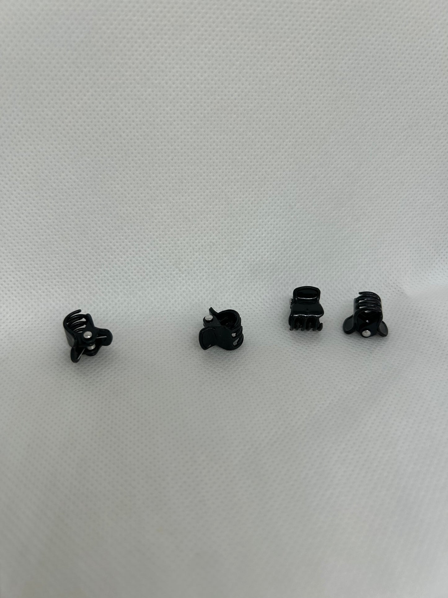 Small hair clip